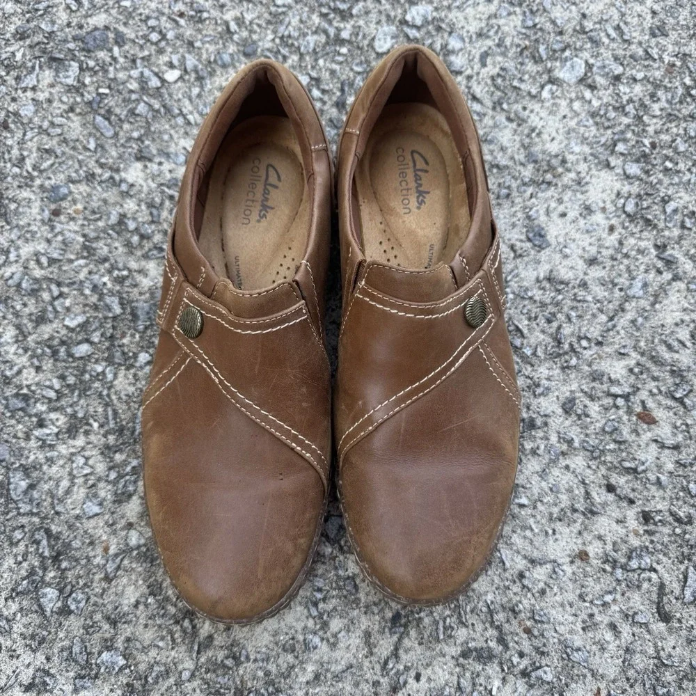 Clarks Brown Caroline Pearl Slip-On Flats Women's Sz 9 Loafer Dark Tan Leather